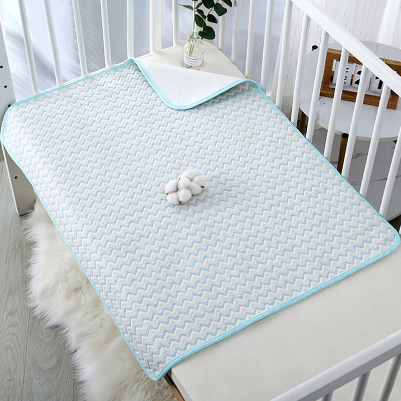 재사용 가능한 아기 기저귀 교환 매트, 방수 아기 침대 - Changing Table Topper 리뷰 및 가격